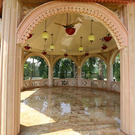 Hotel Mann The Palm Retreat Lucknow Exterior foto