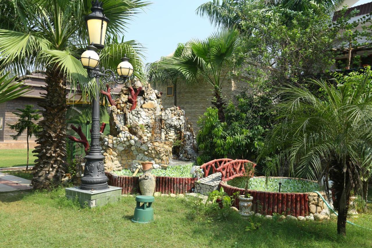 Hotel Mann The Palm Retreat Lucknow Exterior foto